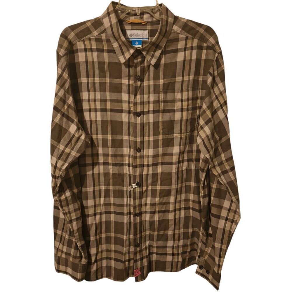 Classic Columbia Men's Plaid Shirt casual outdoor-ready brown tan plaid Button-u